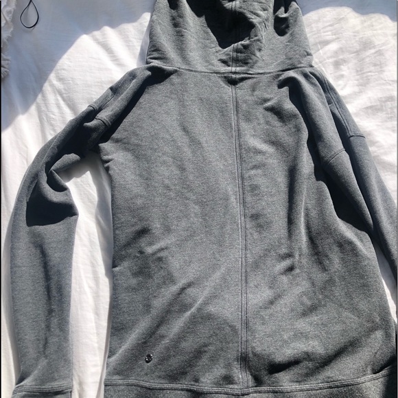 Lululemon gray hoodie women’s size 8 - Picture 2 of 5